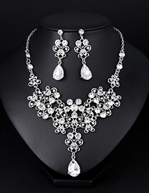 Conjunto De Collar De Pendiente De Gota De Mariposa De Diamantes De Imitación De Cristal De Aleación