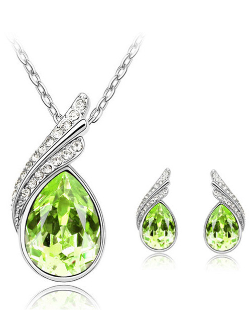 Elegant Green Oval Shape Diamond Decorated Jewelry Sets