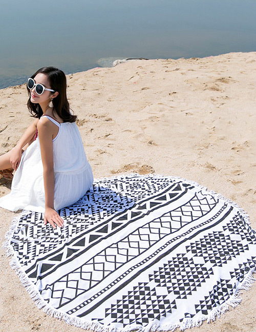 Fashion White+black Geometry Decorated Beach Scarf
