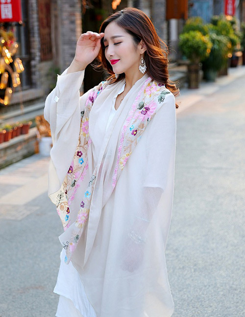 Fashion Beige Embroidery Flower Decorated Scarf
