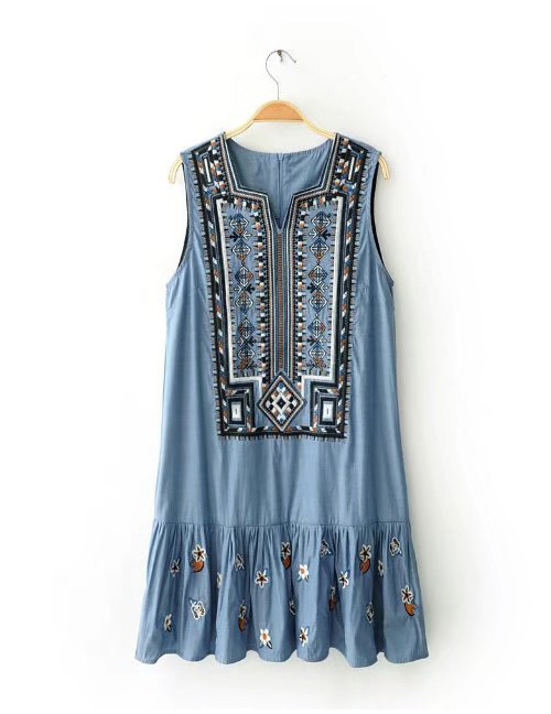 Trendy Blue Flower Pattern Decorated Sleeveless Dress