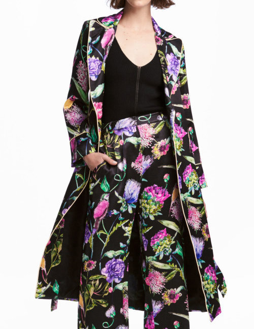 Vintage Multi-color Flower Shape Decorated Long Coat