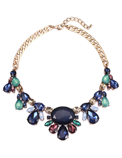 Elegant Blue Geometric Shape Diamond Decorated Necklace