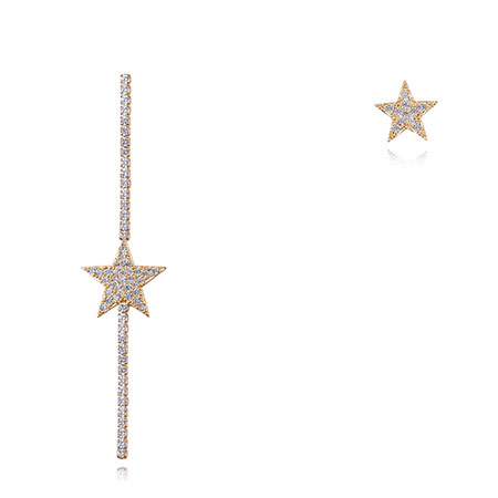 Elegant Gold Star Shape Decorated Earrings