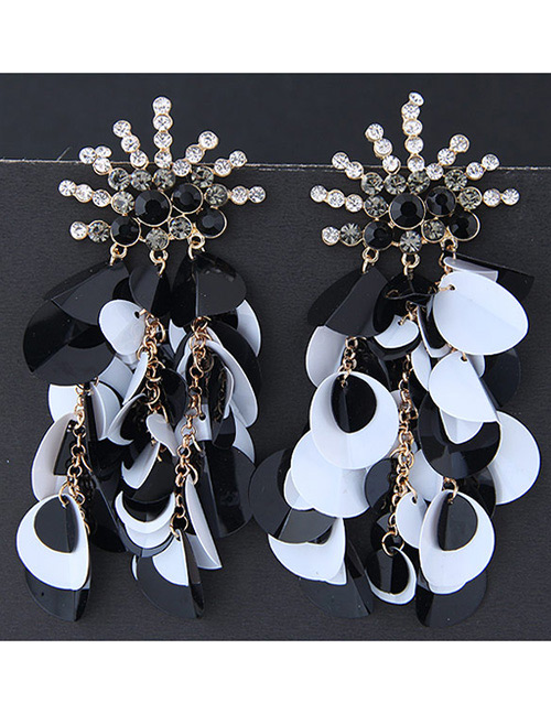 Fashion Black+white Sequins&diamond Decorated Earrrings