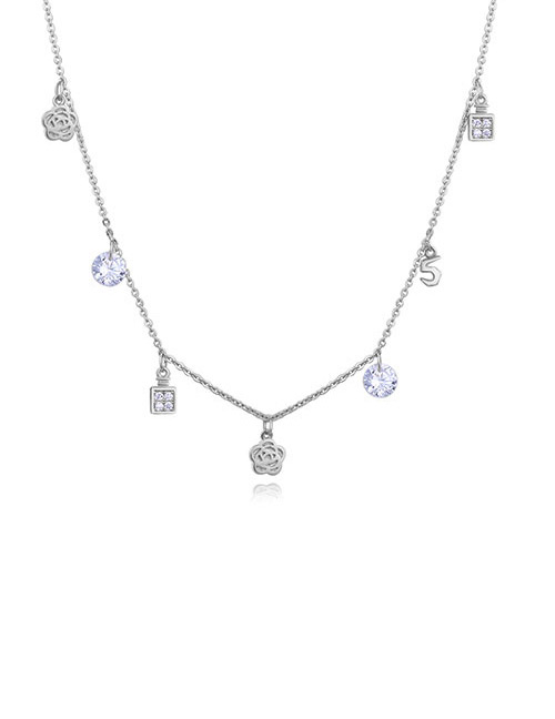 Elegant Silver Color Rose Shape Decorated Necklace