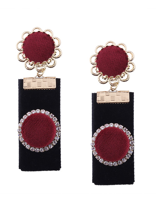 Lovely Red Color-matching Decorated Earrings