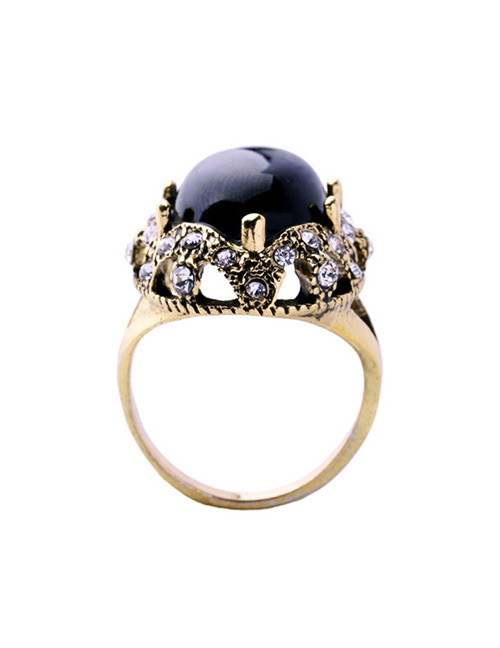 Fashion Black Gemstone Decorated Hollow Out Design Ring