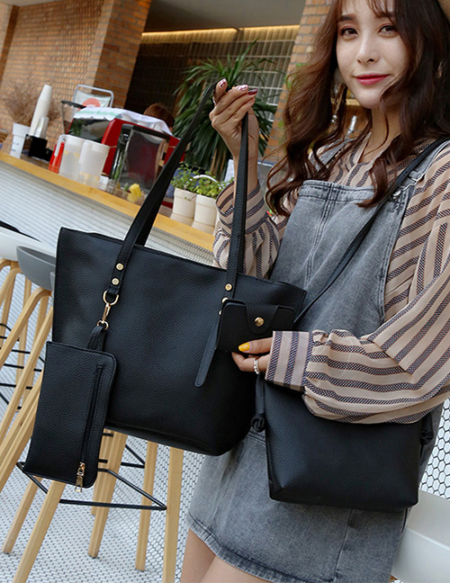Fashion Black Rivet Decorated Pure Color Shoulder Bag (4pcs)
