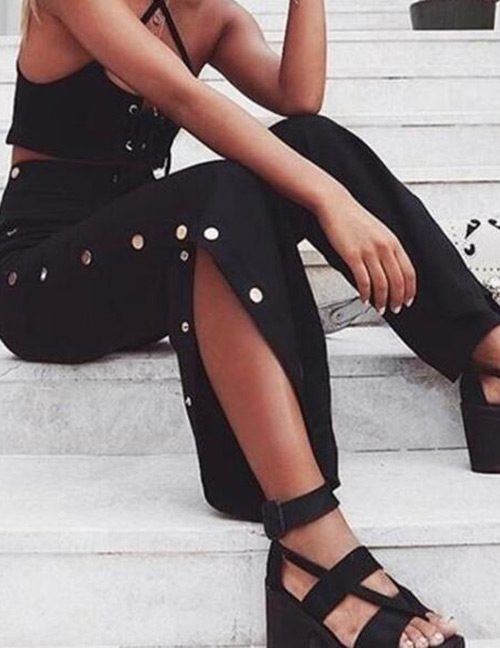 Fashion Black Rivet Decorated Trousers