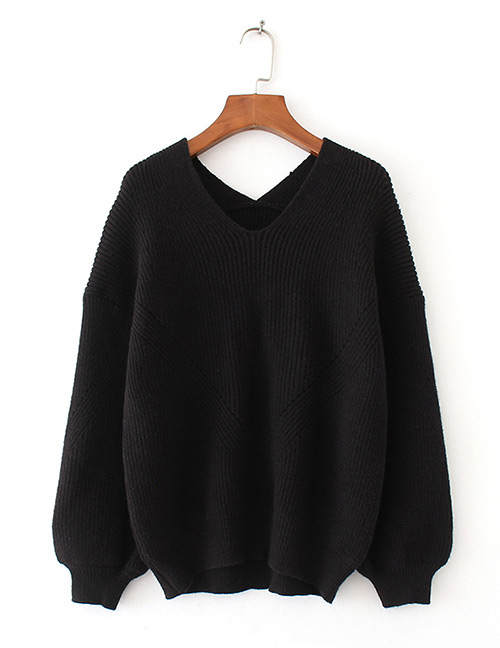 Fashion Black Pure Color Decorated V-neckline Sweater