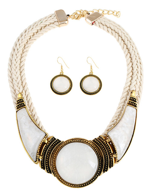 Exaggerated White Hand-woven Design Short Chain Jewelry Sets