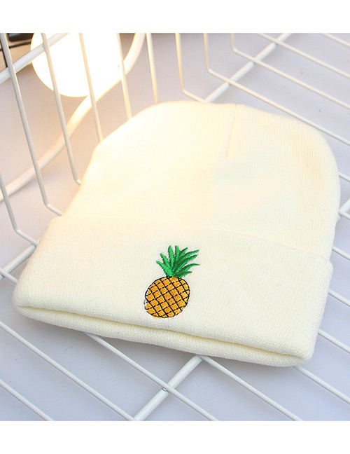 Lovely White Pineapple Shape Decorated Cap
