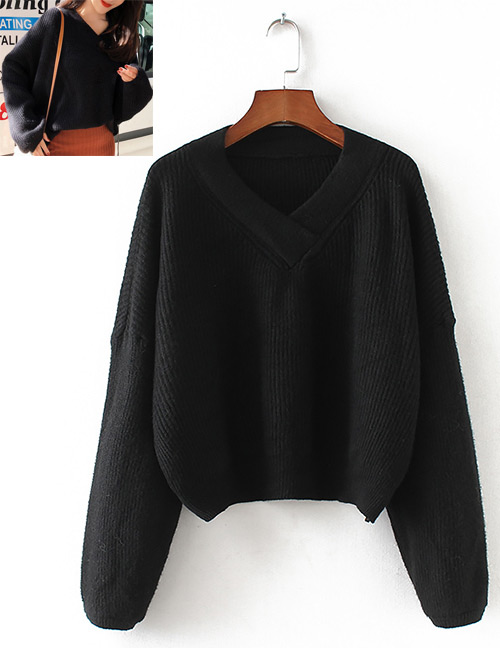 Fashion Black Pure Color Decorate V Neckline Sweater