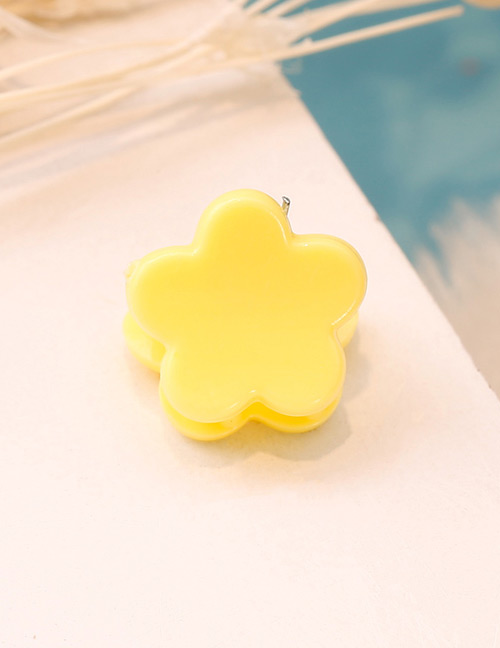 Fashion Yellow Flower Shape Decorated Hair Clip