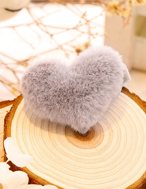 Lovely Light-khaki Heart Shape Decorated Hairpin