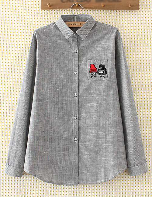 Elegant Gray Hat Pattern Decorated Shirt