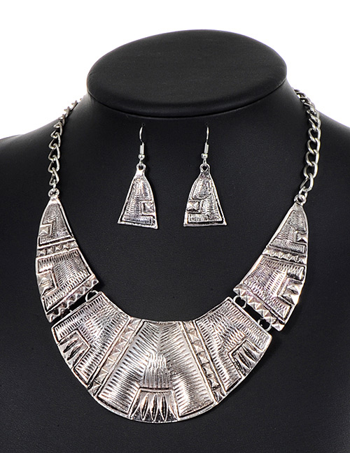 Elegant Silver Color Triangle Shape Decorated Jewelry Sets