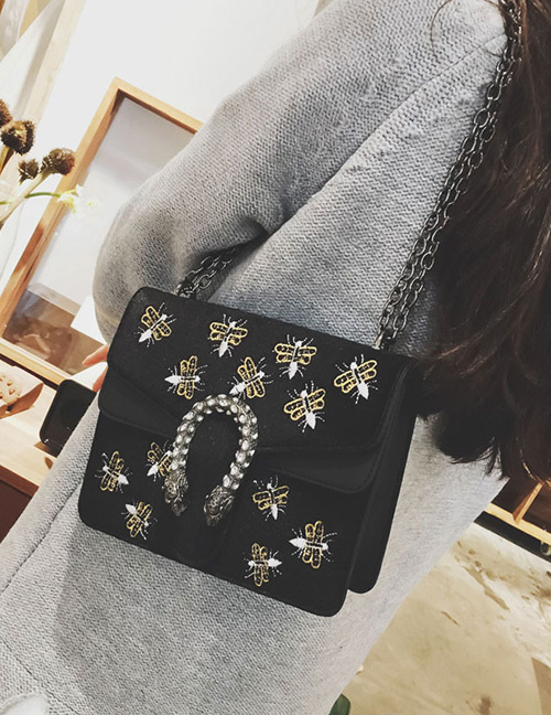 Fashion Black Bee Pattern Decorated Shoulder Bag