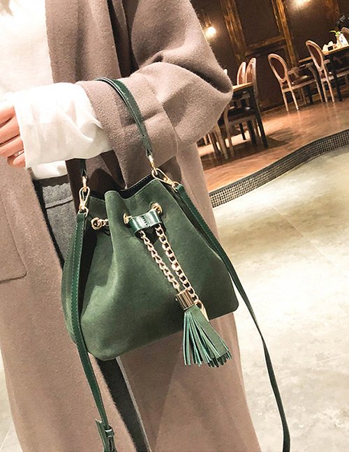 Fashion Green Tassel Decorated Bucket Shape Shoulder Bag
