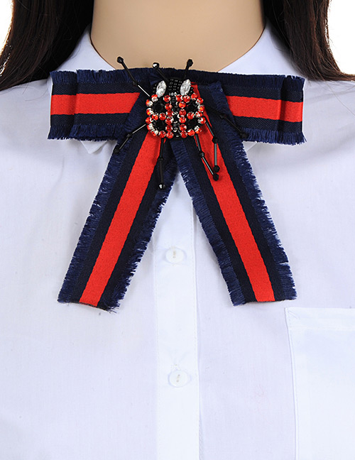 Fashion Navy Ladybug Shape Decorated Brooch