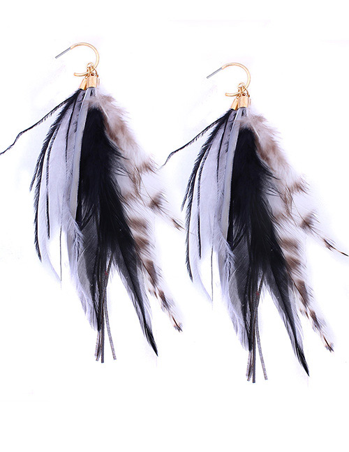 Fashion Black Feather Pendant Decorated Simple Earrings