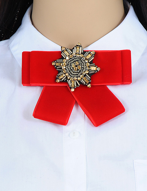 Trendy Red Beads Decorated Simple Bowknot Brooch