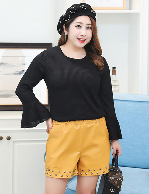 Fashion Yellow Rivet Pattern Decorated Pure Color Skirt