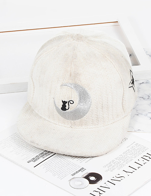 Fashion White Moon Shape Decorated Hat