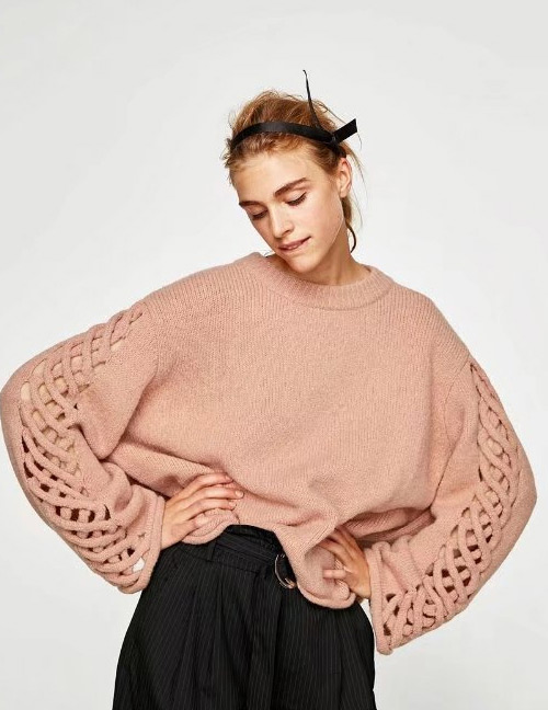 Fashion Pink Hollow-out Shape Decorated Sweater