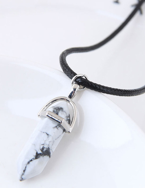 Simple White Bullet Shape Decorated Necklace