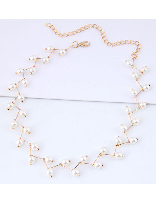 Simple Gold Color Pearl Decorated Necklace