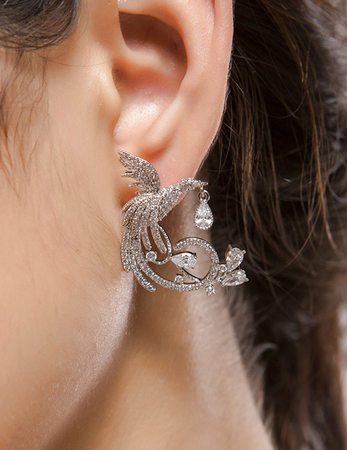 Fashion White Phoenix Shape Design Earrings