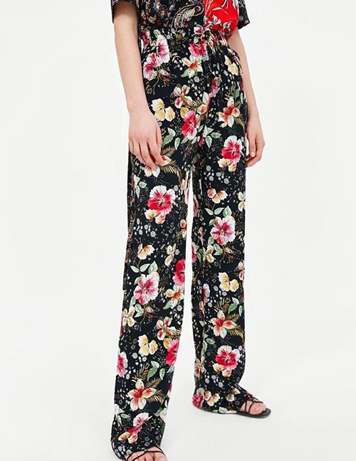 Fashion Black Flower Pattern Decorated Trousers