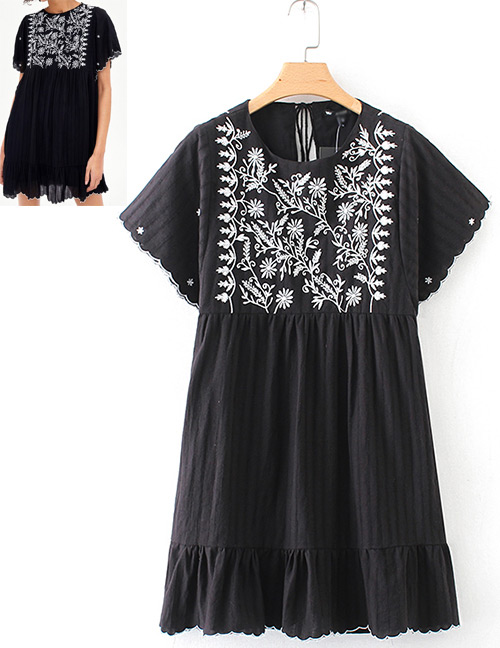 Fashion Black Flower Pattern Decorated Dress