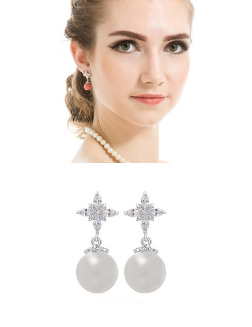 Fashion White Ball Shape Decorated Earrings