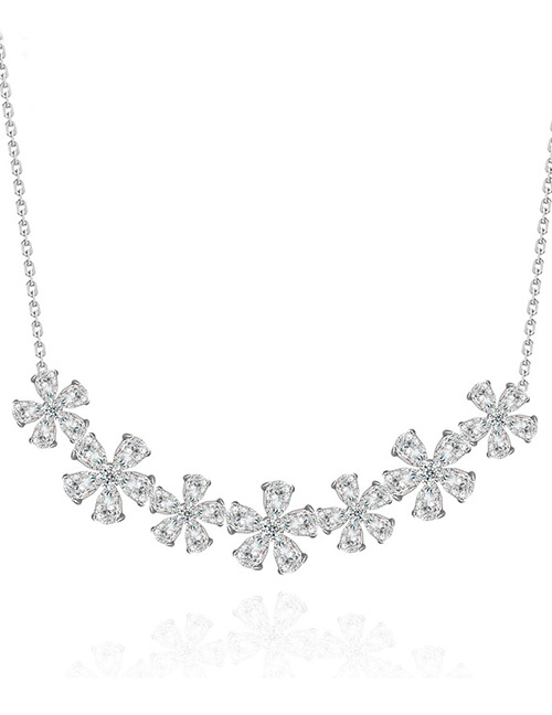 Elegant Silver Color Flower Shape Design Necklace