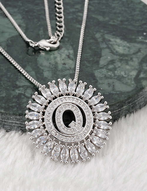 Fashion Silver Color Q Letter Shape Decorated Necklace