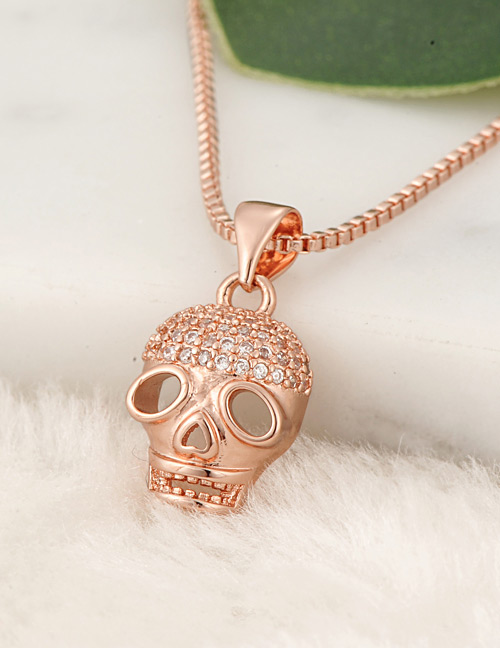 Fashion Rose Gold Skull Pendant Decorated Necklace