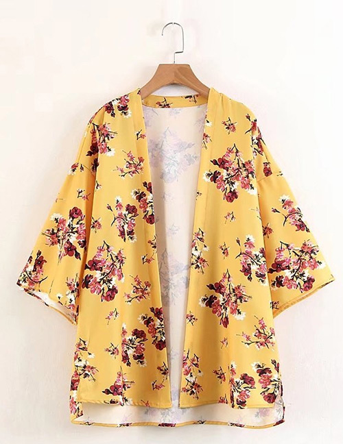 Fashion Yellow Flower Pattern Decorated Kimono