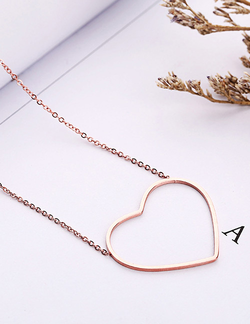 Fashion Rose Gold Heart Shape Decorated Necklace