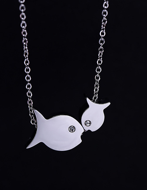 Fashion Silver Color Fish Shape Decorated Necklace