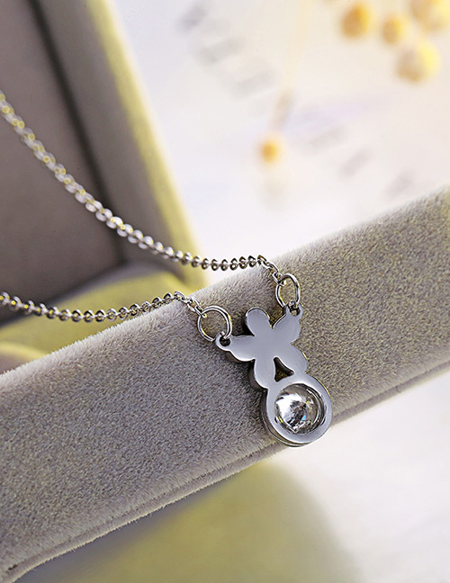 Fashion Silver Color Flower Shape Decorated Necklace