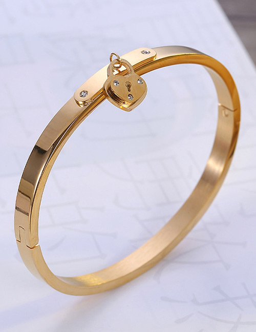 Fashion Gold Color Lock Shape Decorated Bracelet