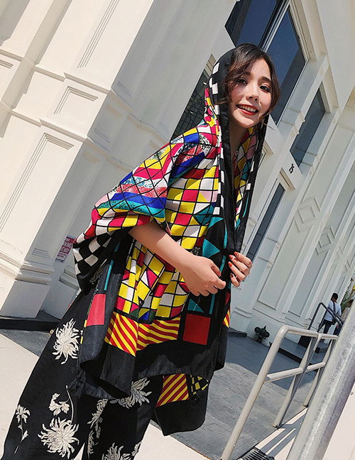 Fashion Multi-color Grid Pattern Decorated Shawl