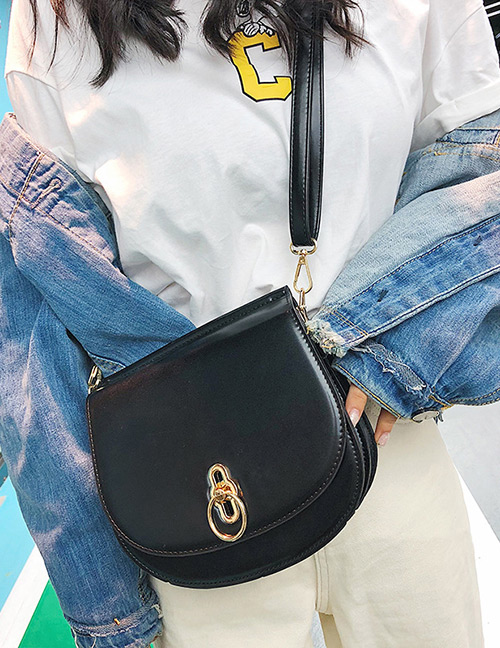 Fashion Black Buckle Decorated Shoulder Bag