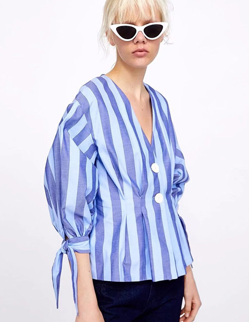 Fashion Blue Stripe Pattern Decorated Shirt