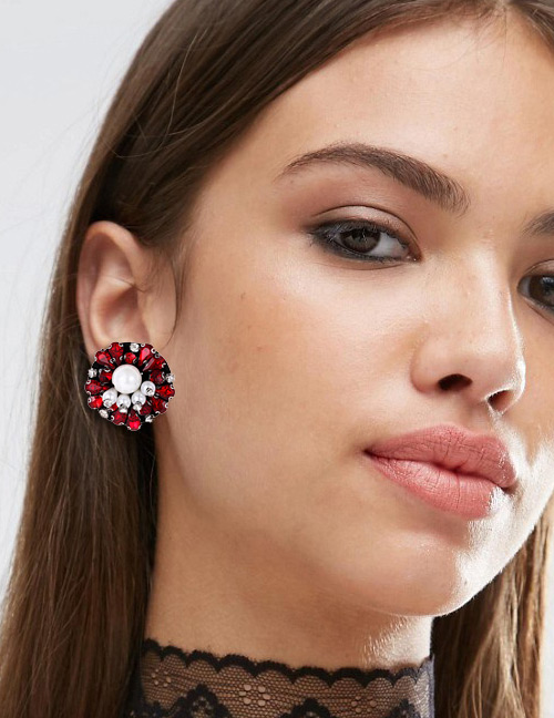 Elegant Red Pearls&diamond Design Flower Shape Earrings