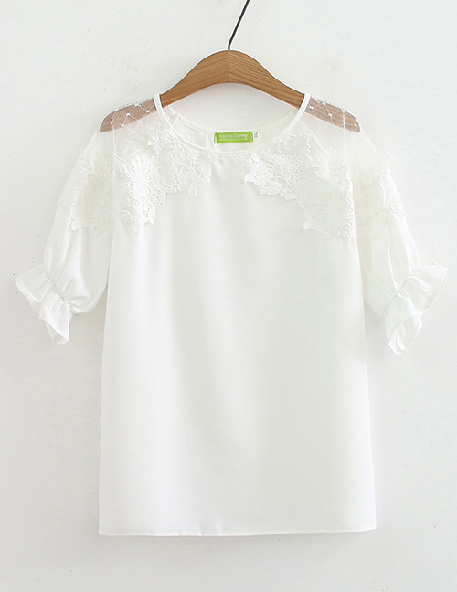 Fashion White Flower Shape Decorated Shirt