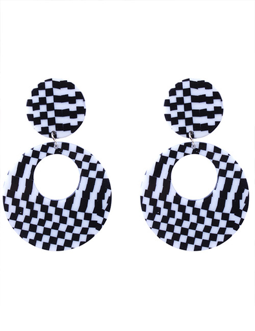 Elegant Black+white Grid Pattern Design Round Shape Earrings